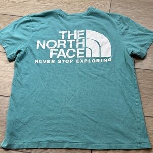 The North Face Logo Distressed T Shirt Size S Hike Travel Adventure